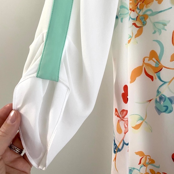 Floral High-Low Tunic/Blouse - Picture 3 of 6